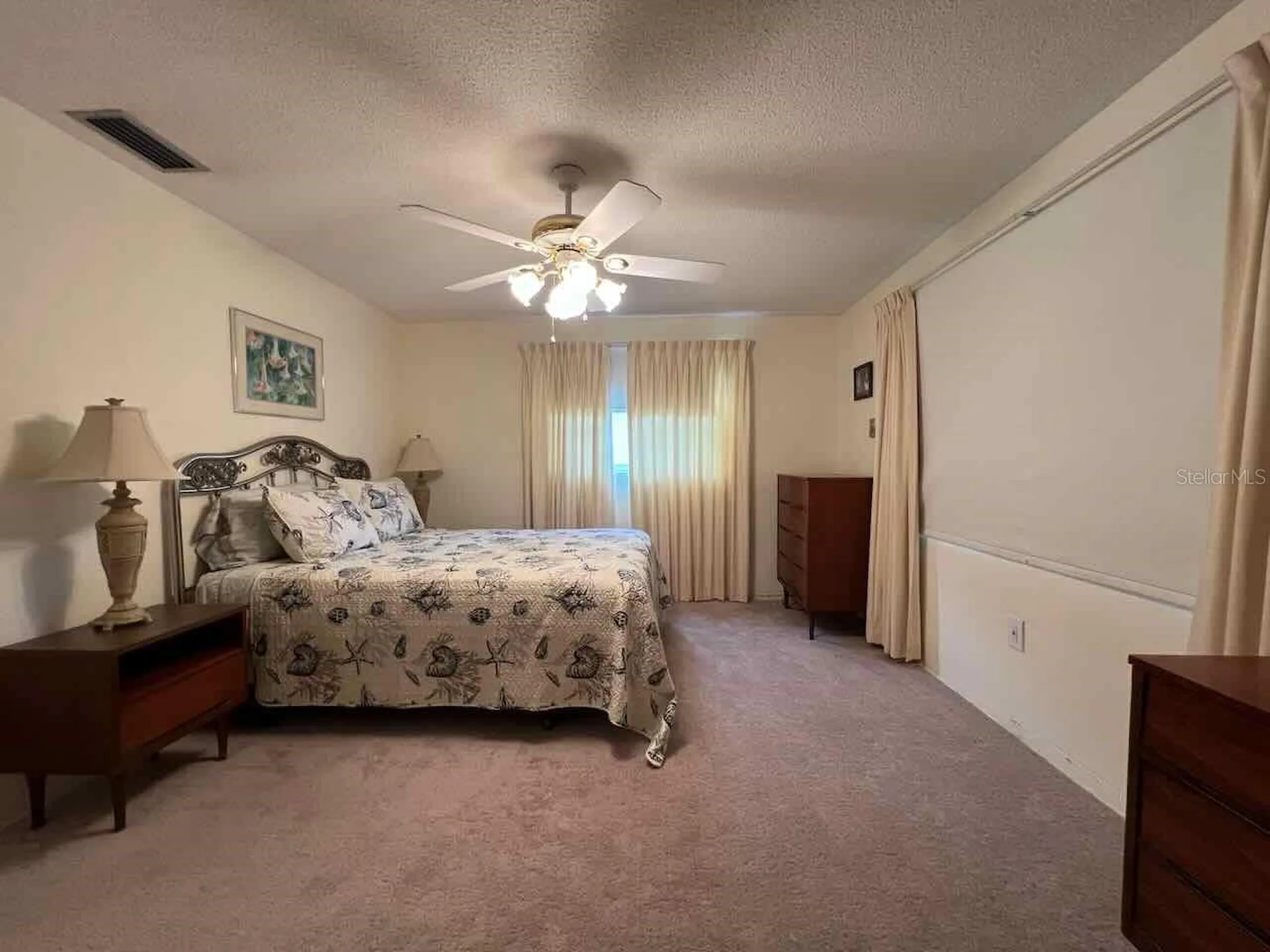 535 S Peninsula Avenue New Smyrna Beach FL 32169