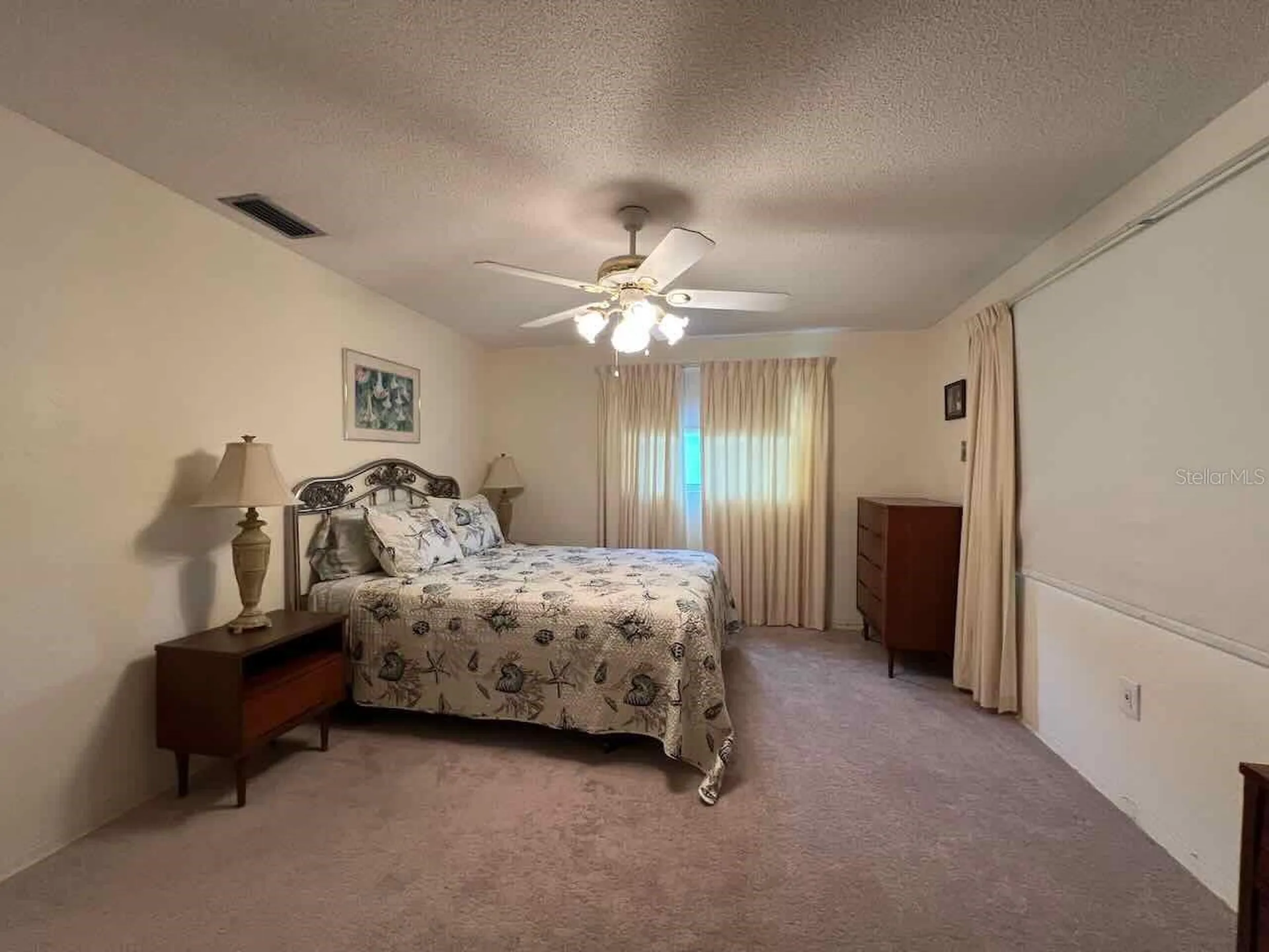 535 S Peninsula Avenue New Smyrna Beach FL 32169