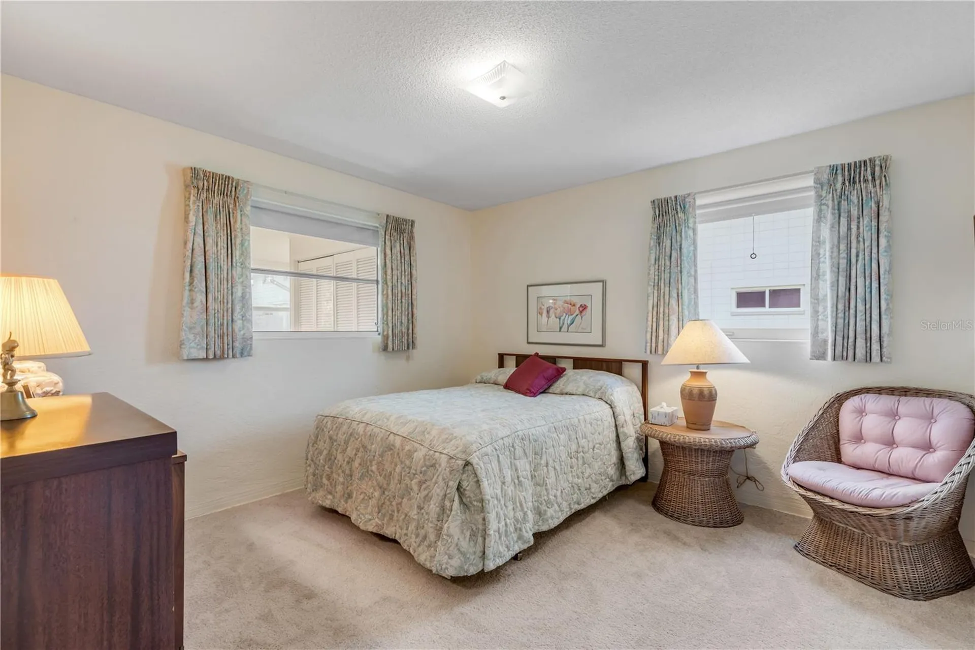 535 S Peninsula Avenue New Smyrna Beach FL 32169