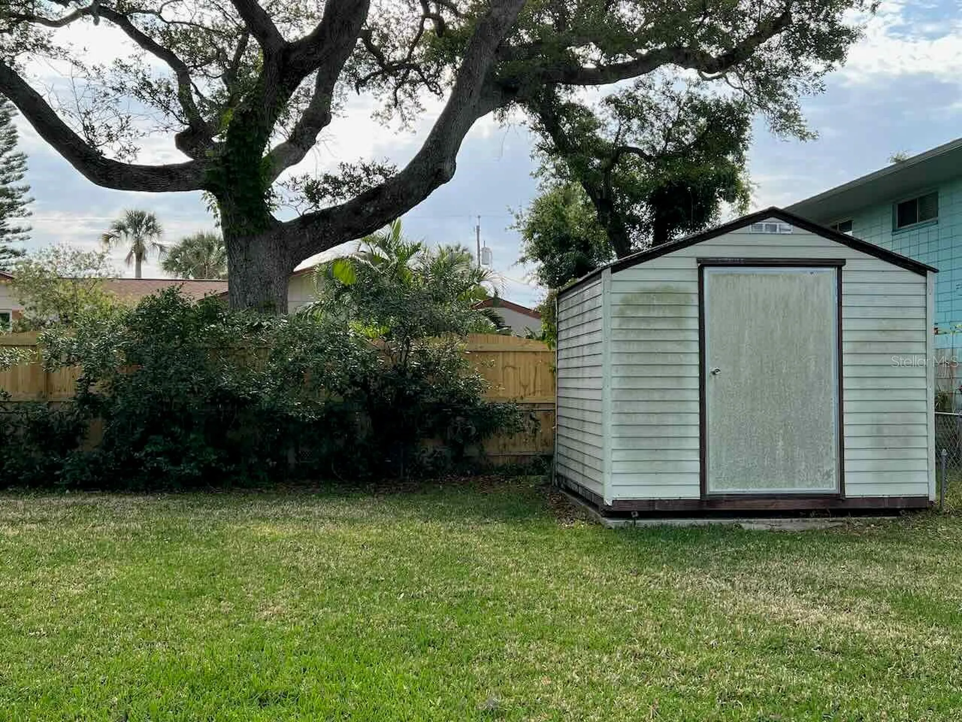 535 S Peninsula Avenue New Smyrna Beach FL 32169
