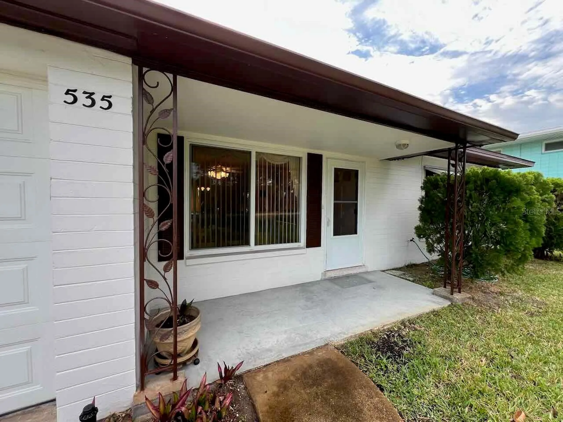 535 S Peninsula Avenue New Smyrna Beach FL 32169