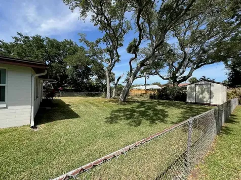 535 S Peninsula Avenue New Smyrna Beach FL 32169