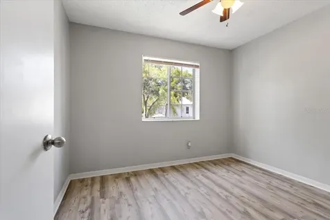 4104 Waterside Island Court Tampa FL 33617