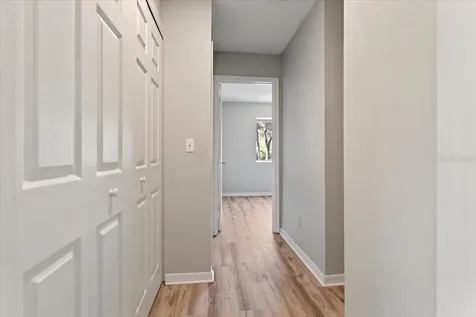 4104 Waterside Island Court Tampa FL 33617