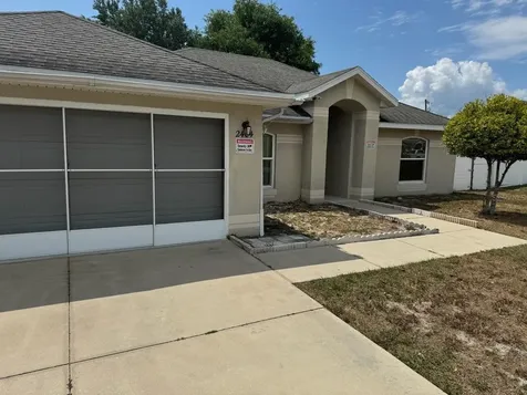 2404 Ainsworth Avenue Deltona FL 32738