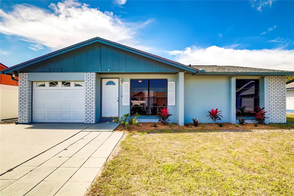 9320 Longstone Court Tampa FL 33615