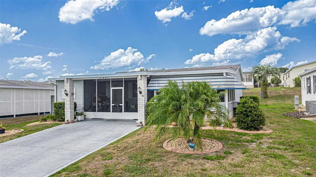 37607 Neukom Avenue Zephyrhills FL 33541