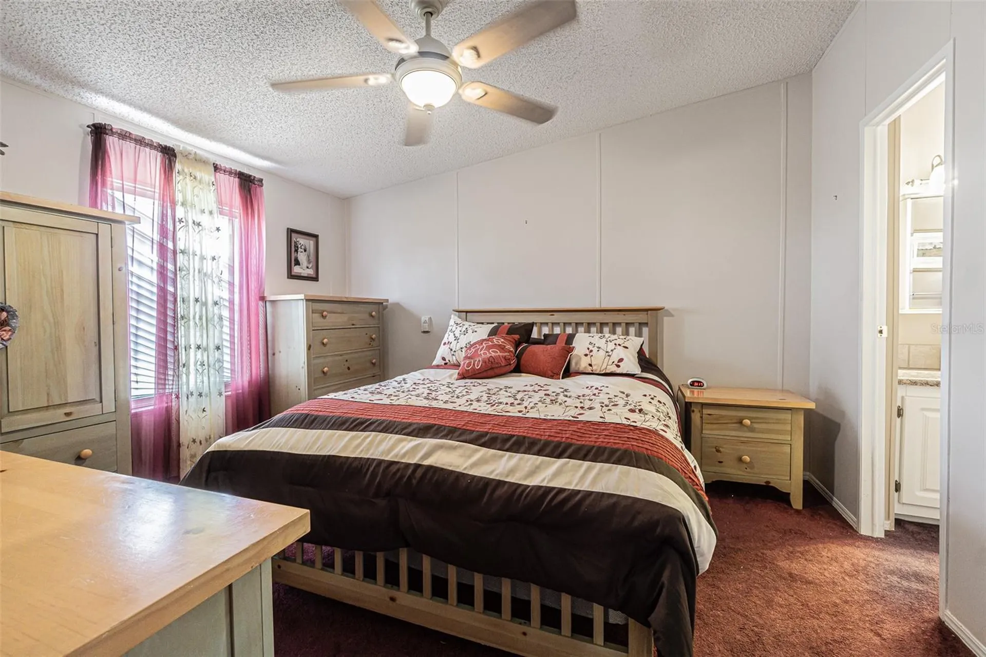 37607 Neukom Avenue Zephyrhills FL 33541