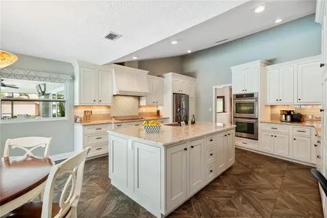 17520 Edinburgh Drive Tampa FL 33647