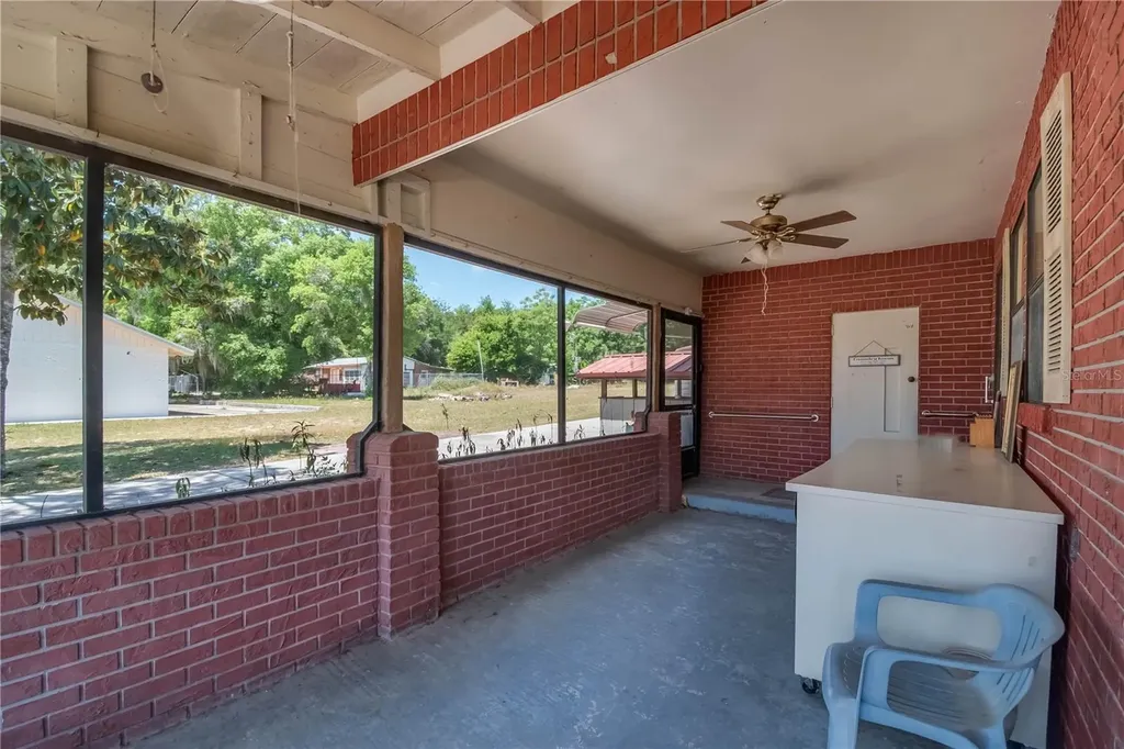 1410 State Road 20 Interlachen FL 32148