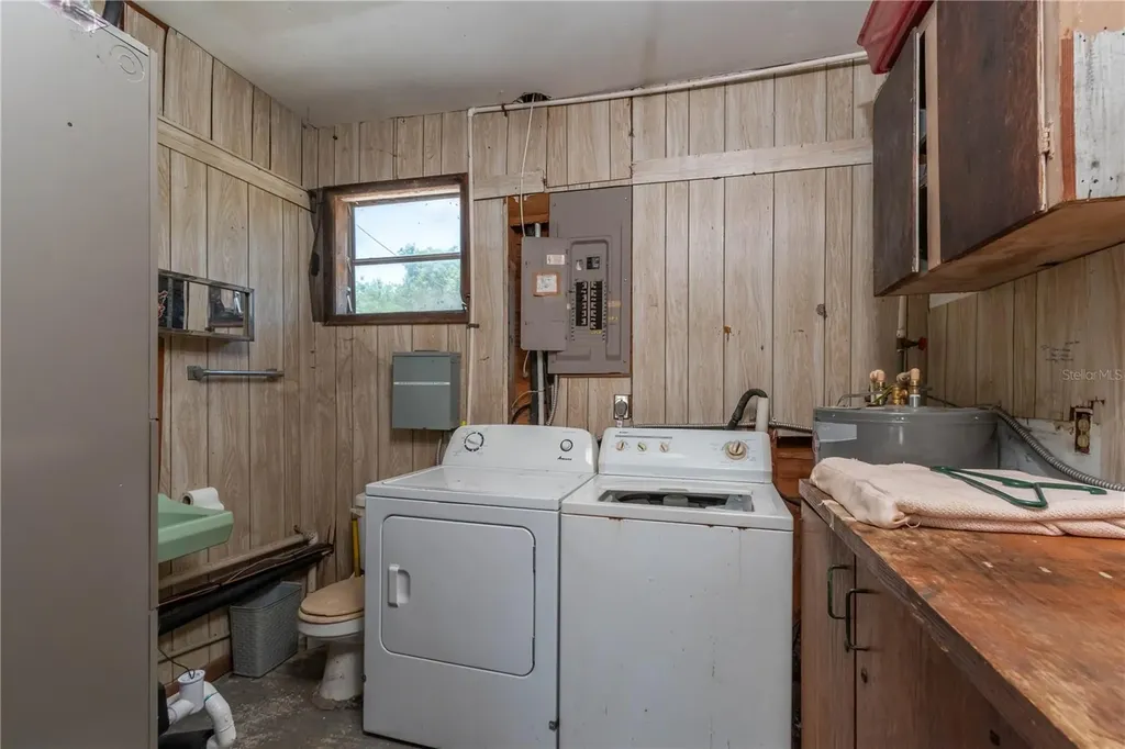1410 State Road 20 Interlachen FL 32148