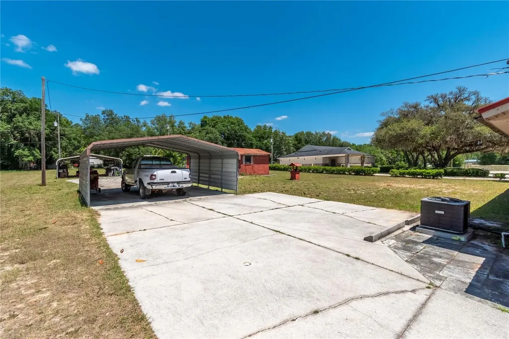 1410 State Road 20 Interlachen FL 32148