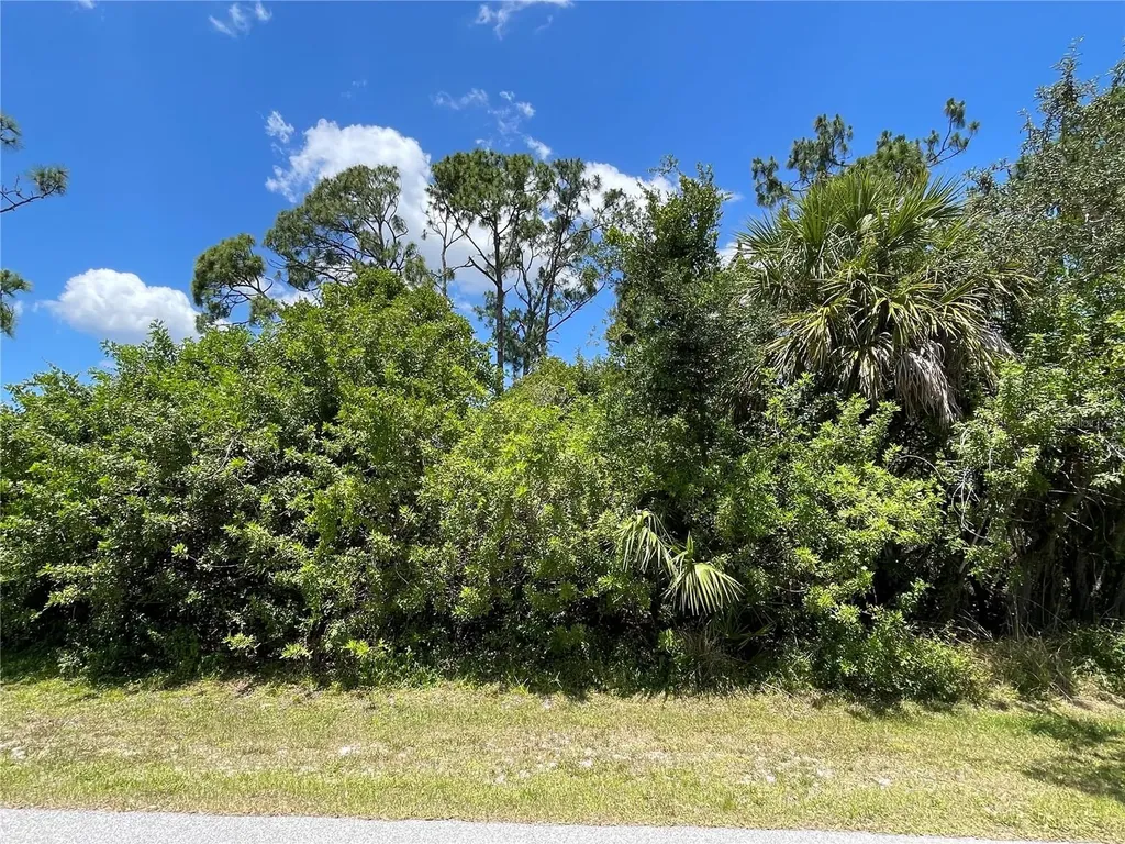 468 Kellstadt Street NW Port Charlotte FL 33952