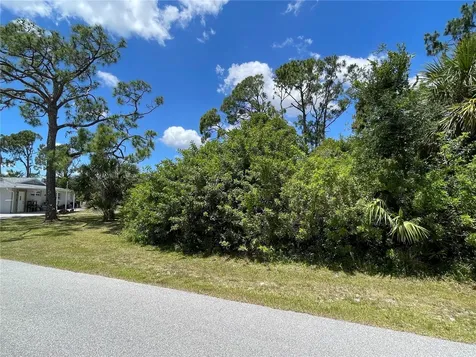 468 Kellstadt Street NW Port Charlotte FL 33952