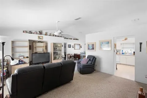 295 Michigan Avenue Orange City FL 32763