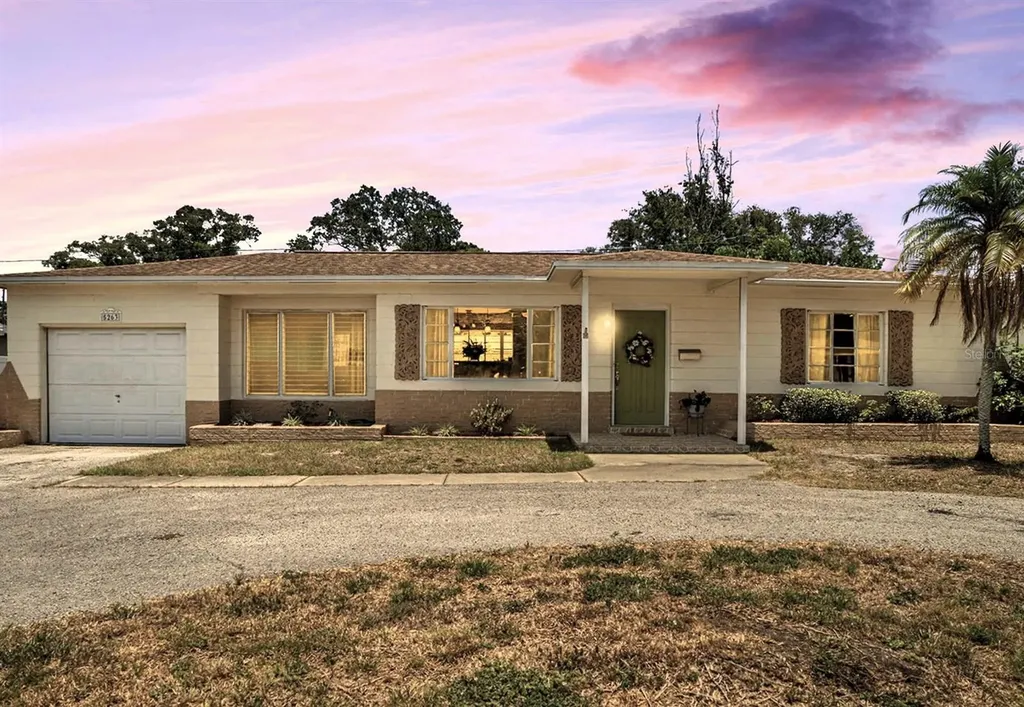 5263 22nd Avenue N St Petersburg FL 33710