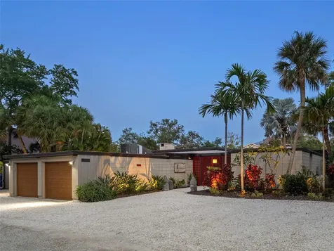 1224 Port Lane Sarasota FL 34242