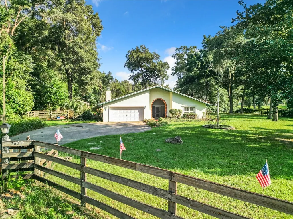 2605 SE 163rd Street Road Summerfield FL 34491