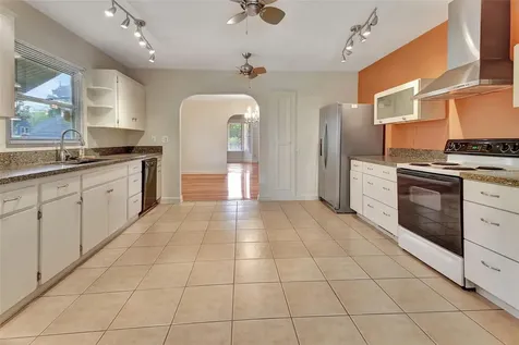130 N Garfield Avenue Deland FL 32724