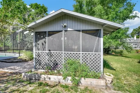 130 N Garfield Avenue Deland FL 32724