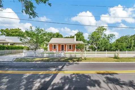 130 N Garfield Avenue Deland FL 32724