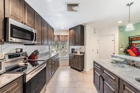 509 Scarlet Maple Court Plant City FL 33563