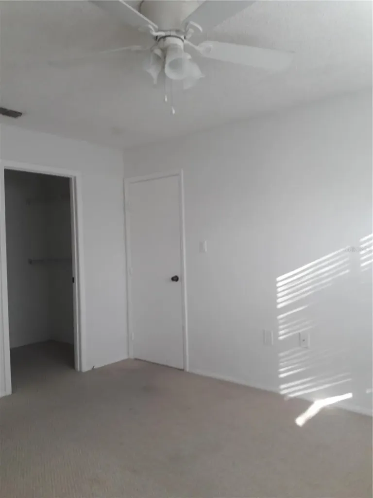 101 Lake Avenue NE Largo FL 33771