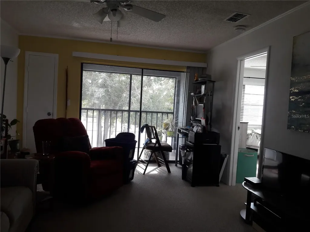 101 Lake Avenue NE Largo FL 33771
