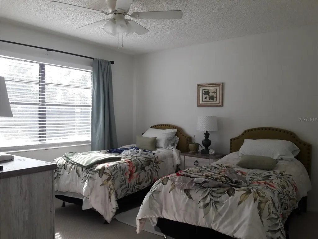 101 Lake Avenue NE Largo FL 33771