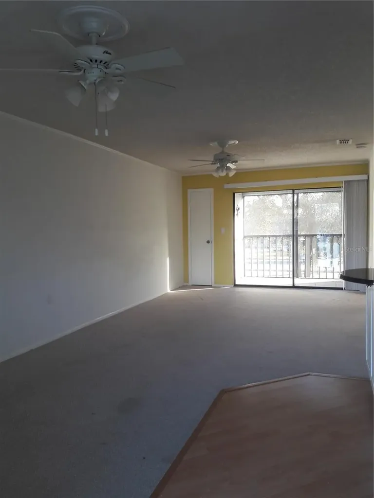 101 Lake Avenue NE Largo FL 33771