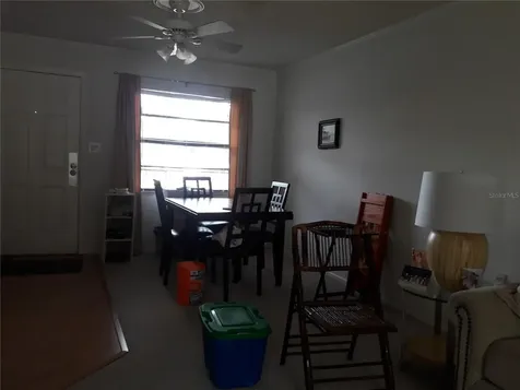 101 Lake Avenue NE Largo FL 33771