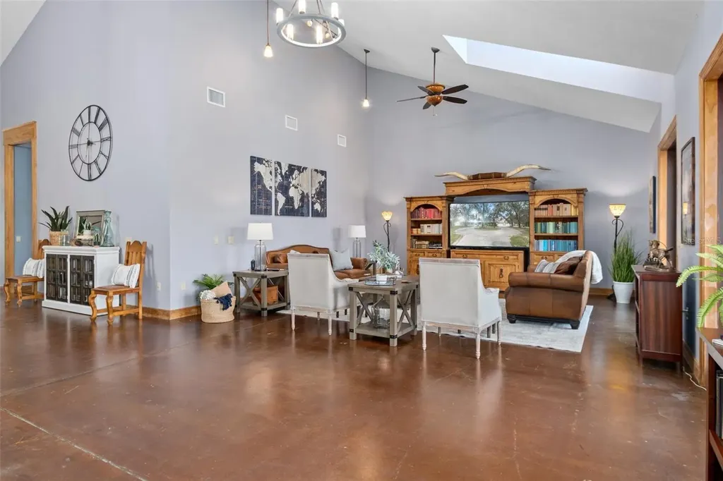 8123 S Lecanto Highway Lecanto FL 34461