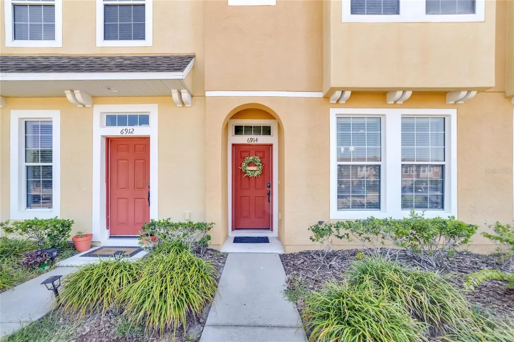 6914 Towering Spruce Drive Riverview FL 33578