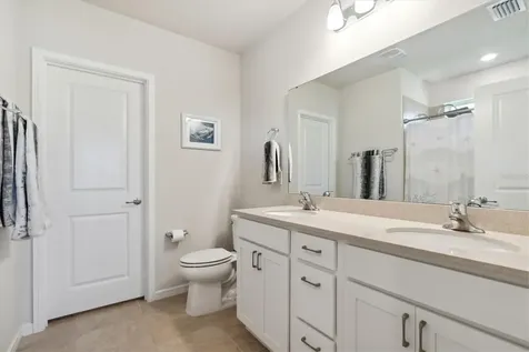 9239 Royal River Circle Parrish FL 34219