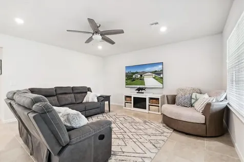 9239 Royal River Circle Parrish FL 34219