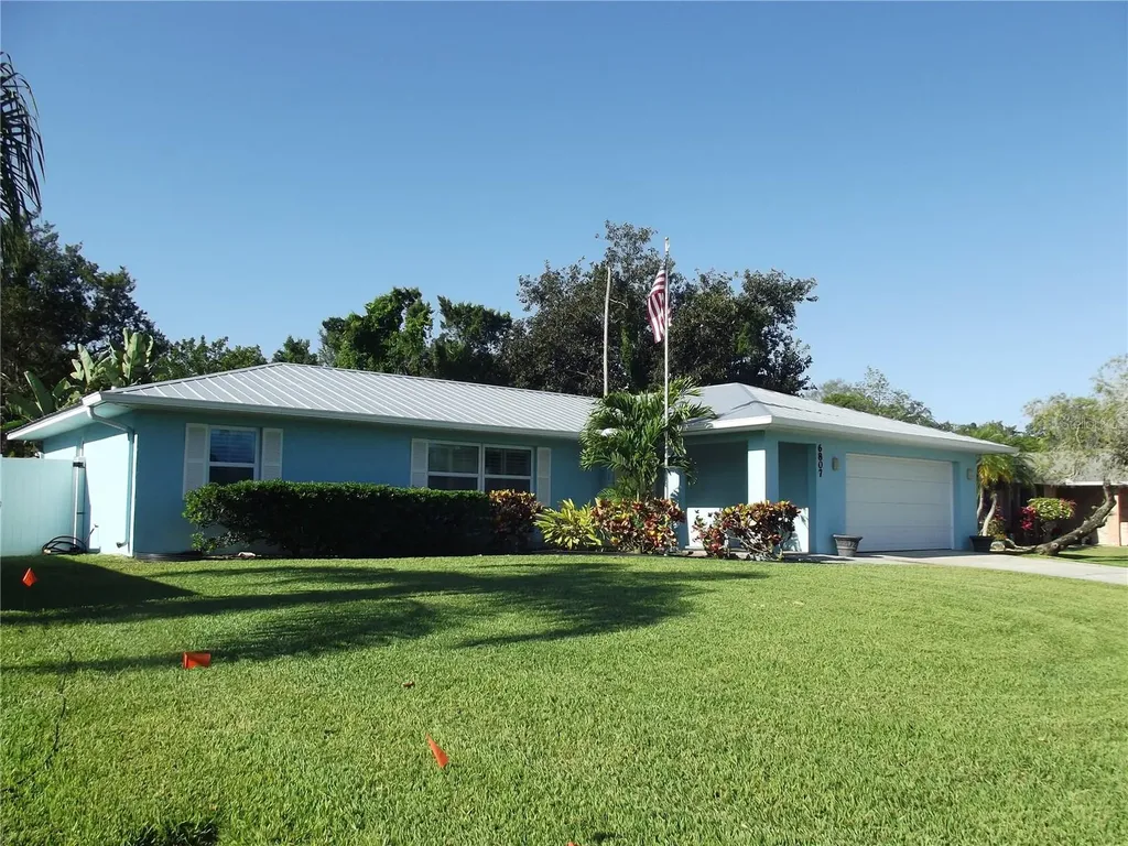 6807 23rd Avenue W Bradenton FL 34209