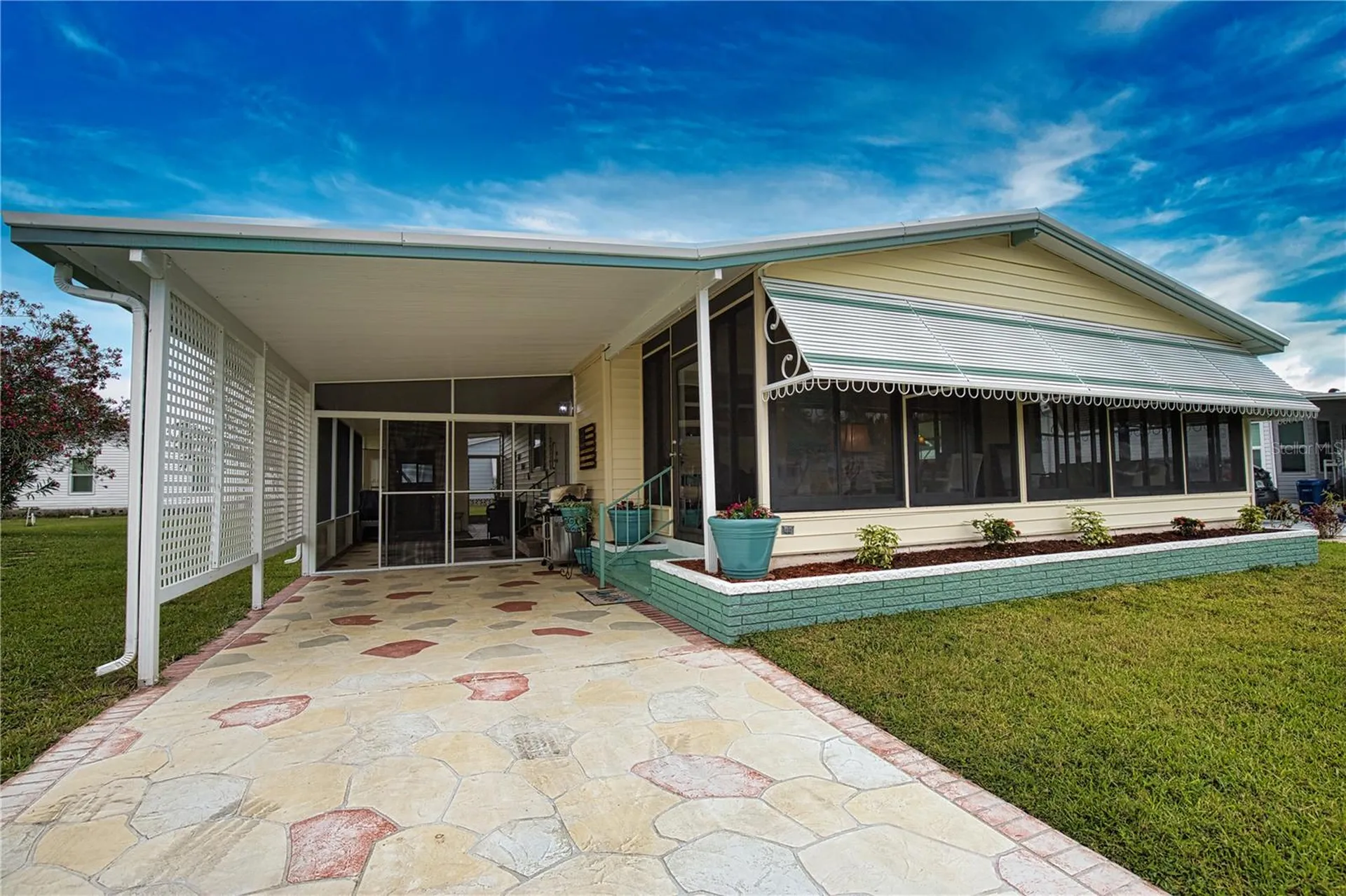 914 Iglesia Drive North Port FL 34287
