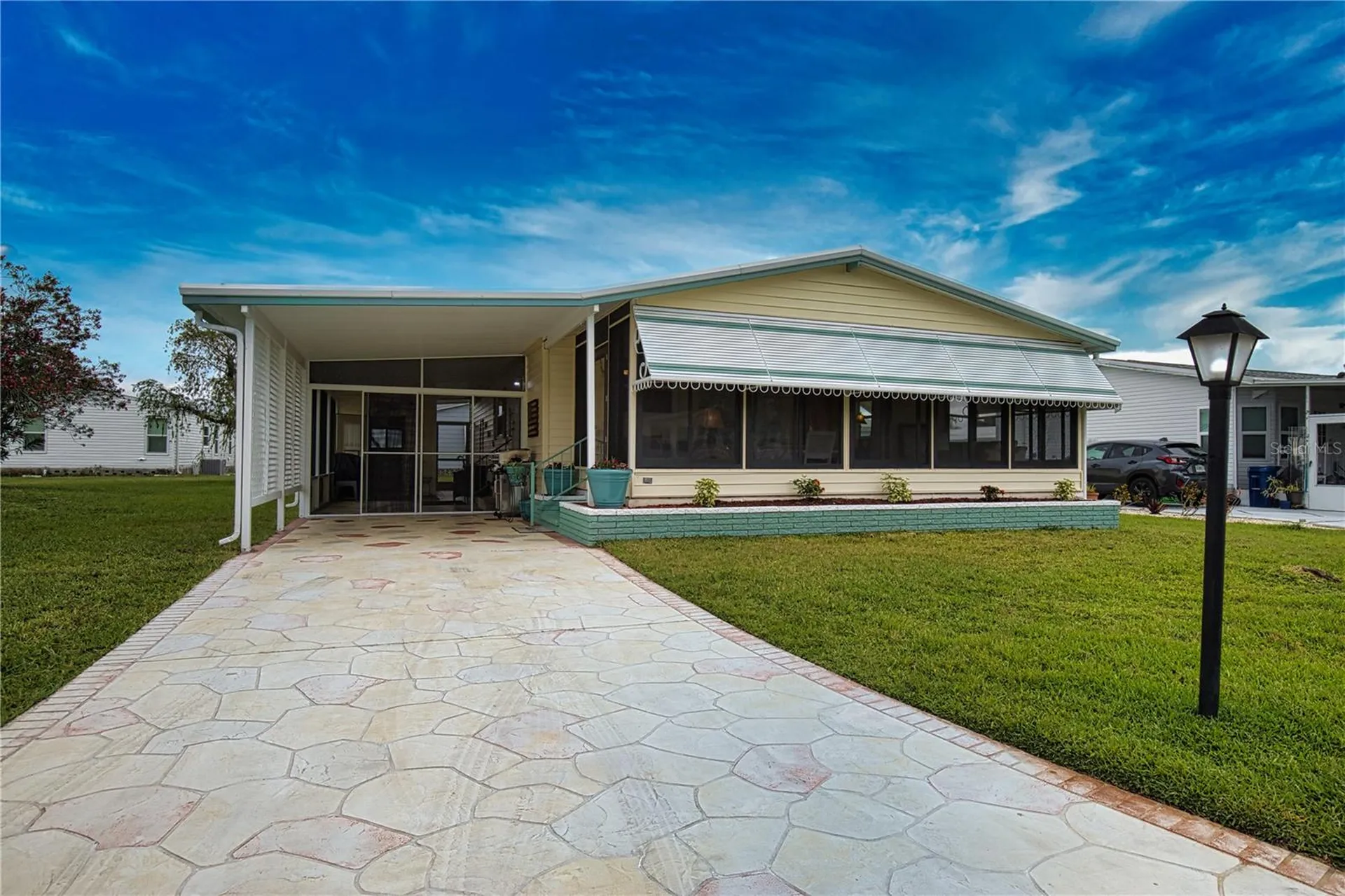 914 Iglesia Drive North Port FL 34287