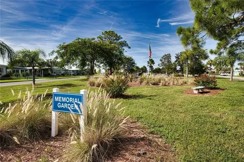 914 Iglesia Drive North Port FL 34287