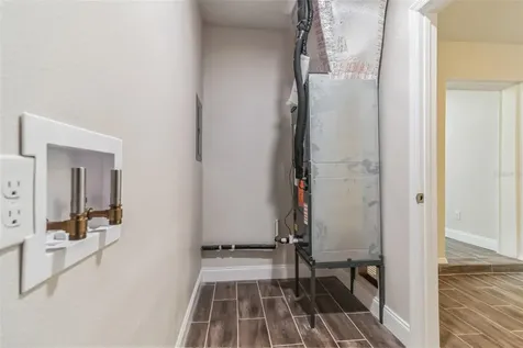 1695 NE 19th Place Gainesville FL 32609