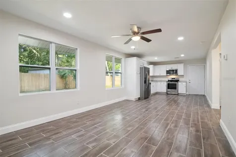1695 NE 19th Place Gainesville FL 32609