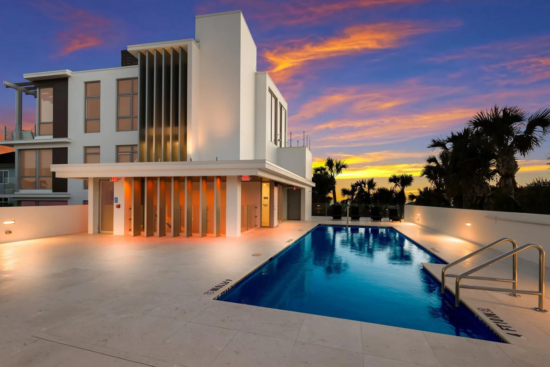 84 Avenida Veneccia Sarasota FL 34242