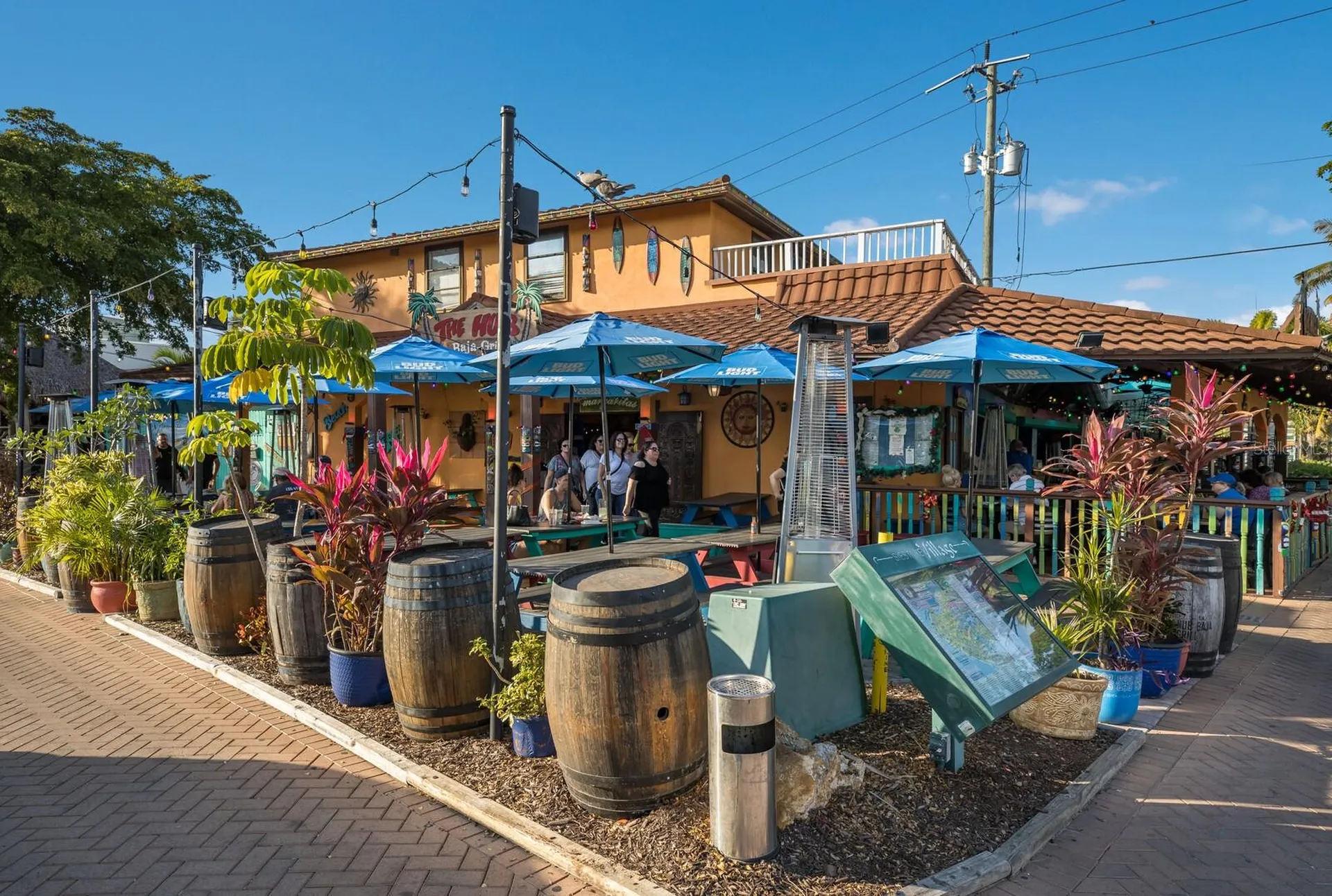 84 Avenida Veneccia Sarasota FL 34242