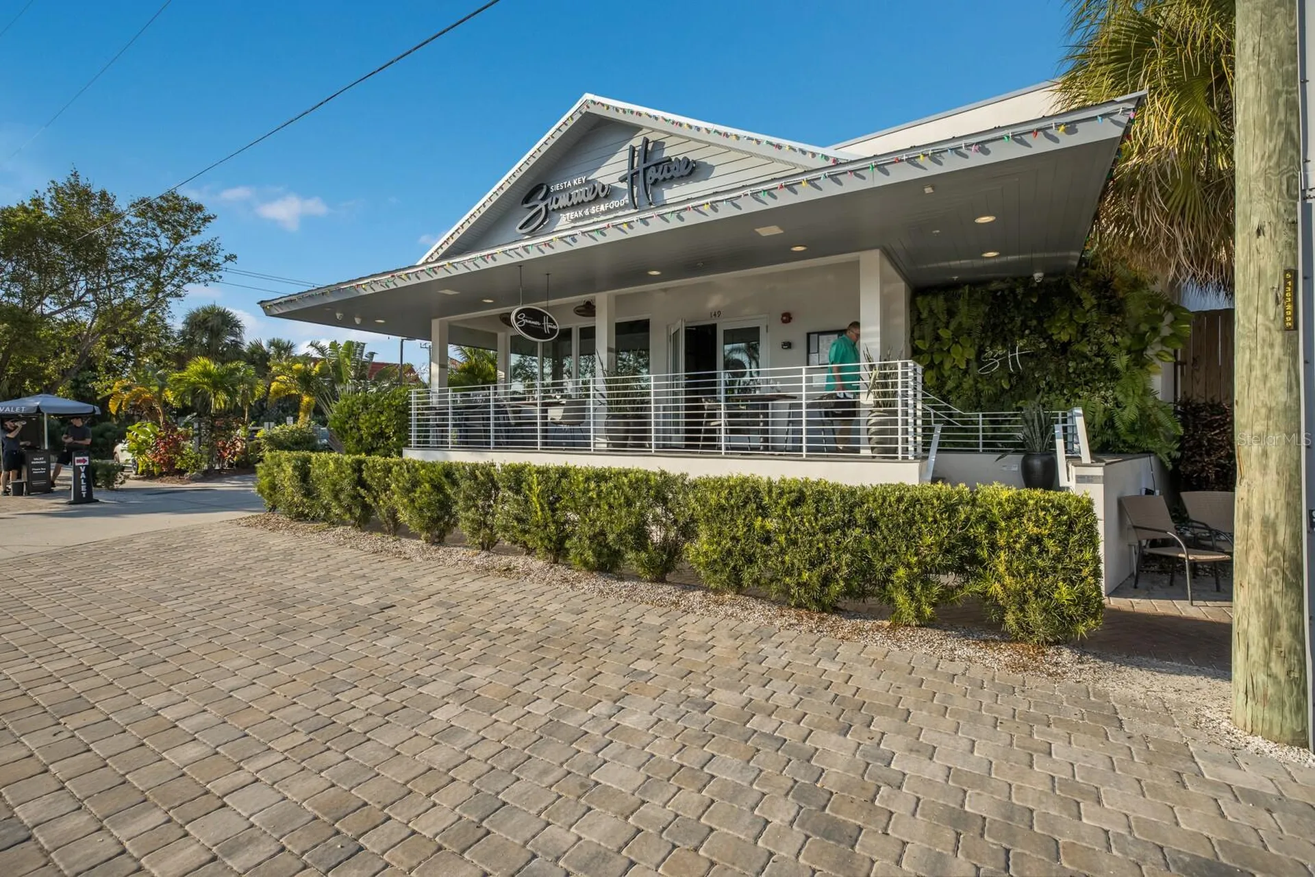 84 Avenida Veneccia Sarasota FL 34242
