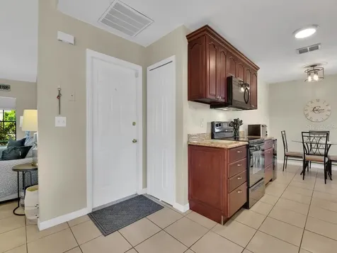 1437 SE 30th Terrace Cape Coral FL 33904