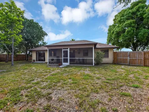 1437 SE 30th Terrace Cape Coral FL 33904