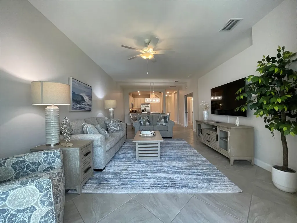 15950 Clear Skies Place Bradenton FL 34211