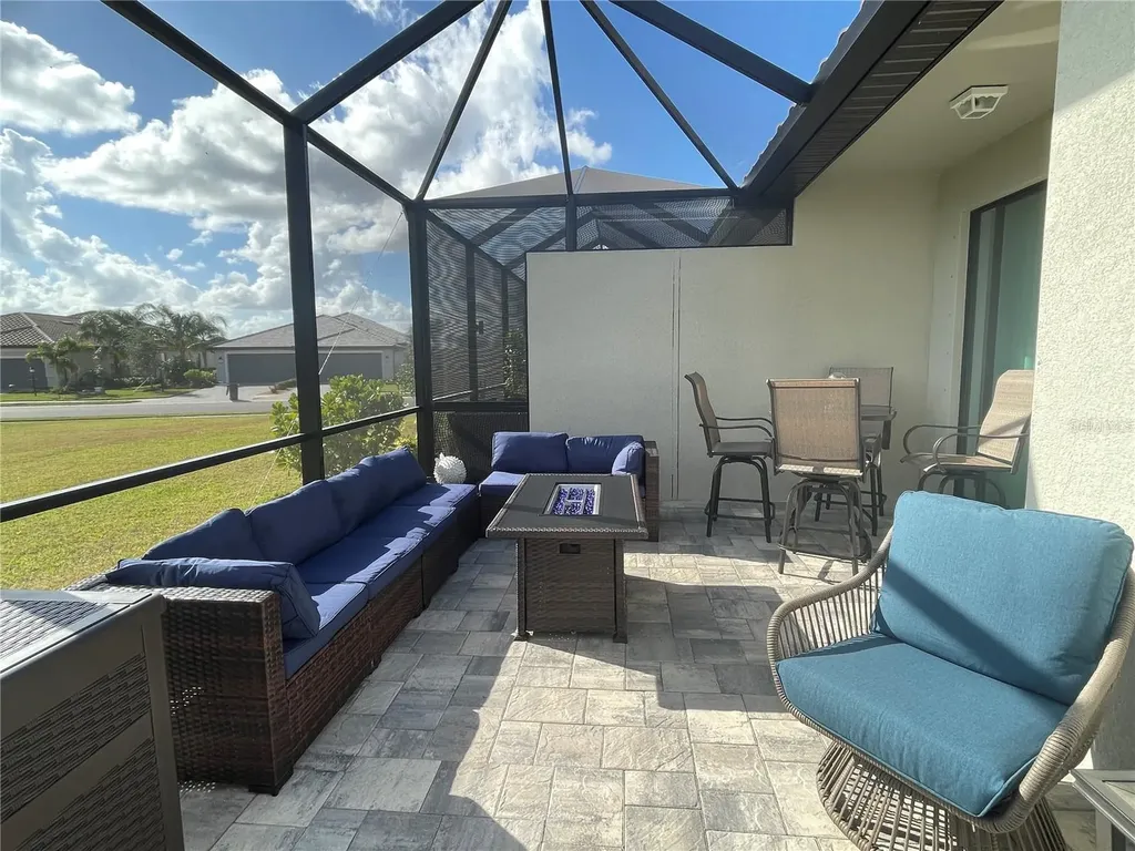 15950 Clear Skies Place Bradenton FL 34211