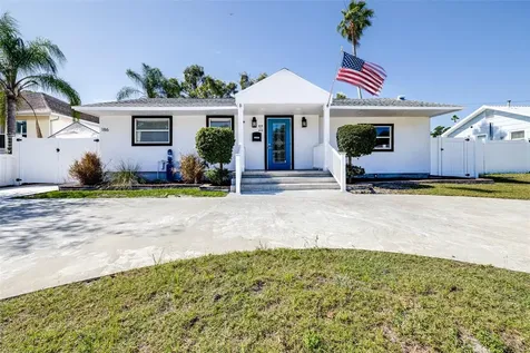 186 83rd Avenue N St Petersburg FL 33702