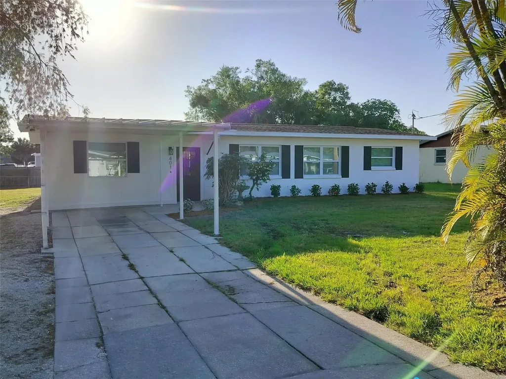 401 12th Street SW Ruskin FL 33570
